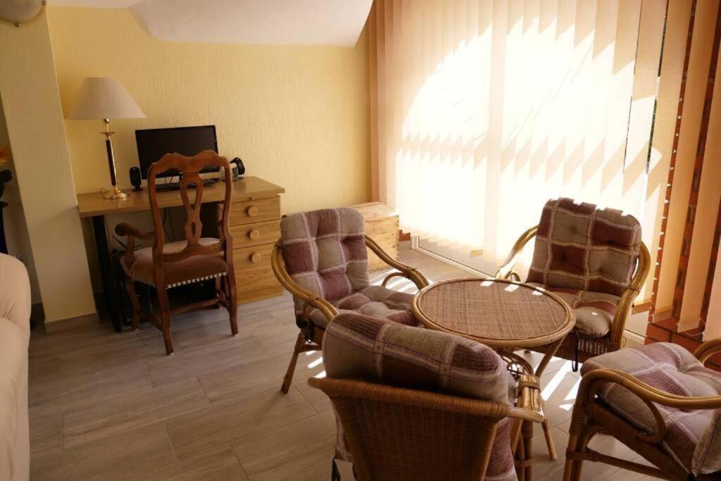 Apartman Carsko Rijeka Exteriör bild